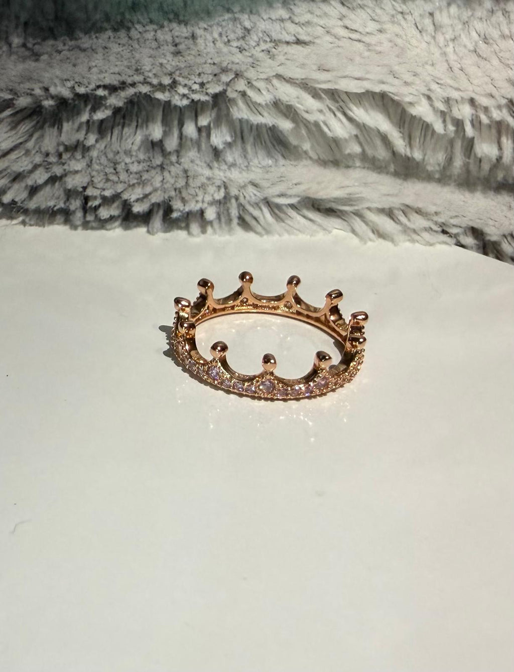 Crown rose gold