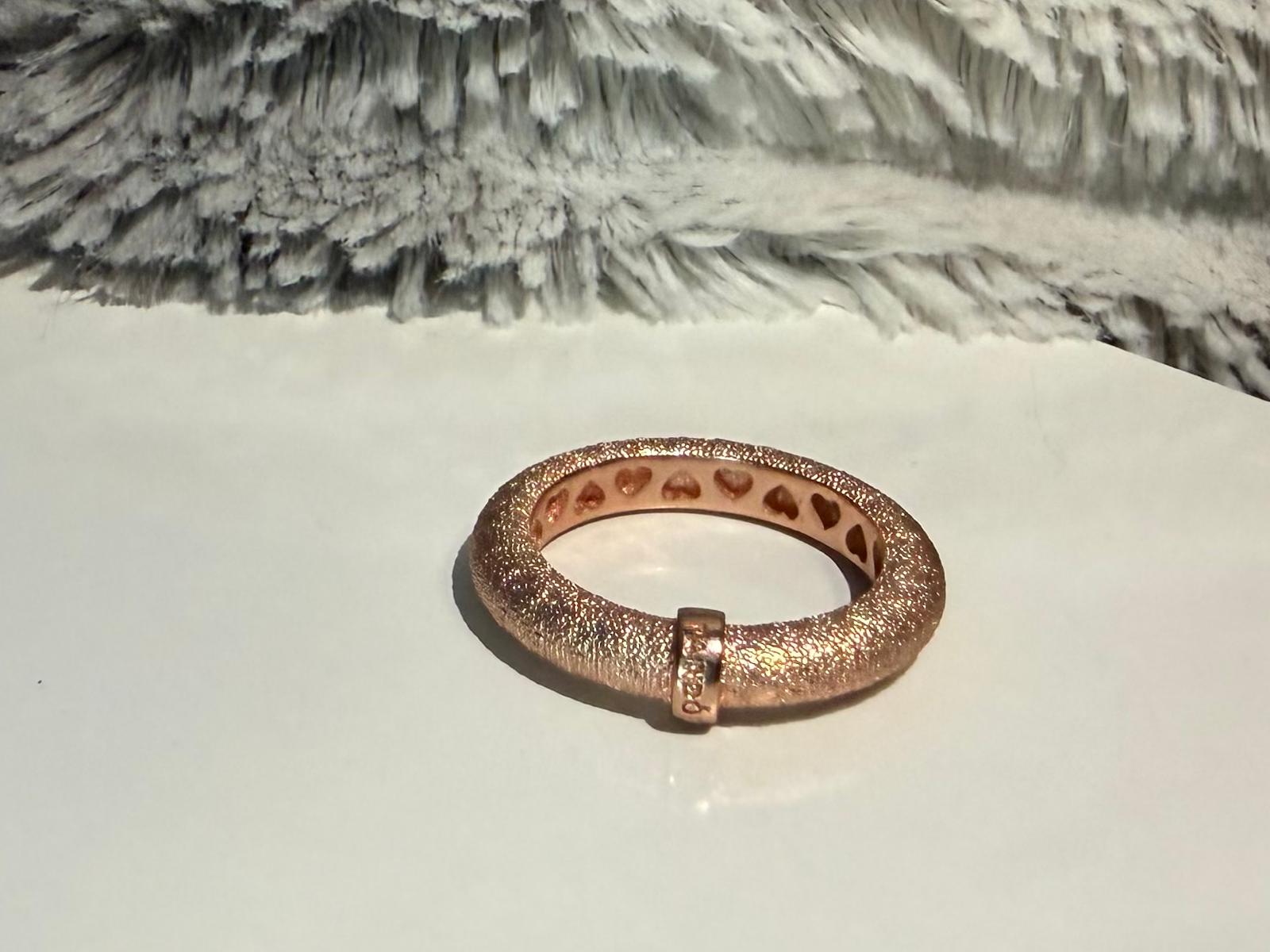 Rose gold ring